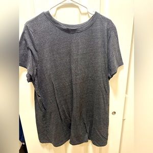 Torrid t-shirt size 2/2XL